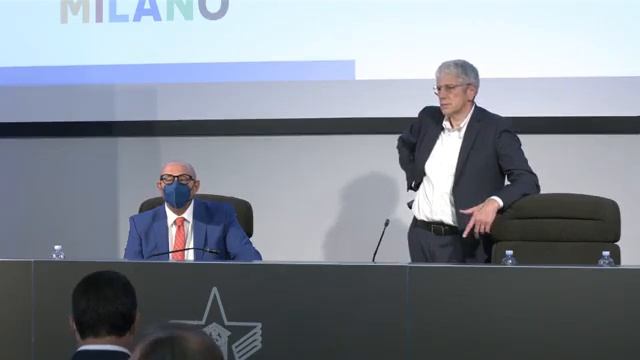 PRESENTAZIONE DEL CANDIDATO SINDACO DI MILANO PER IL CENTRODESTRA LUCA BERNARDO смотреть онлайн
