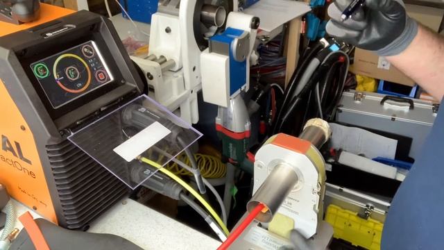 Orbital Welding Demo by Andy Brace Orbital Welding Equipment Ltd смотреть онлайн