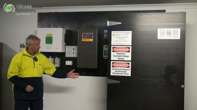 5.5 Kw Solar Power System With Battery Storage Reduced Bill From $900 to $52 смотреть онлайн