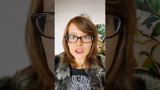 «В телескоп видно, что звезды просвечивают сквозь луну» ￼