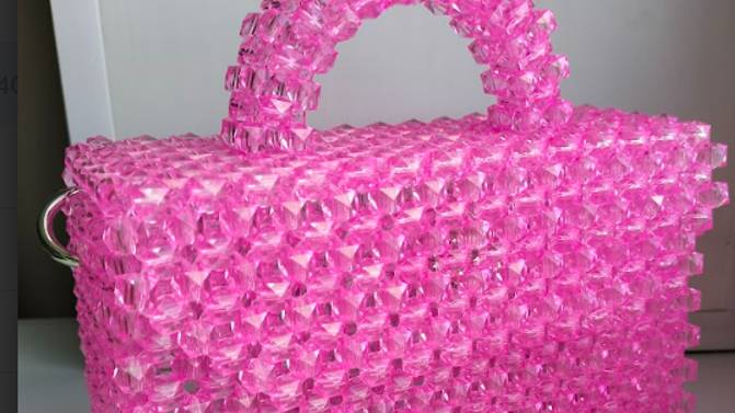 Модель1. Классическая сумка из бусин смотреть онлайн