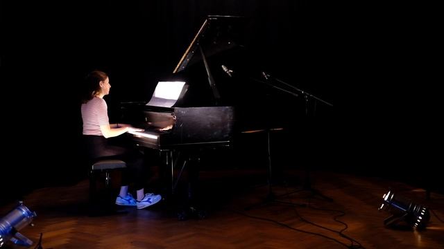 Lisa Moreels - Suspirium (Thom Yorke) смотреть онлайн
