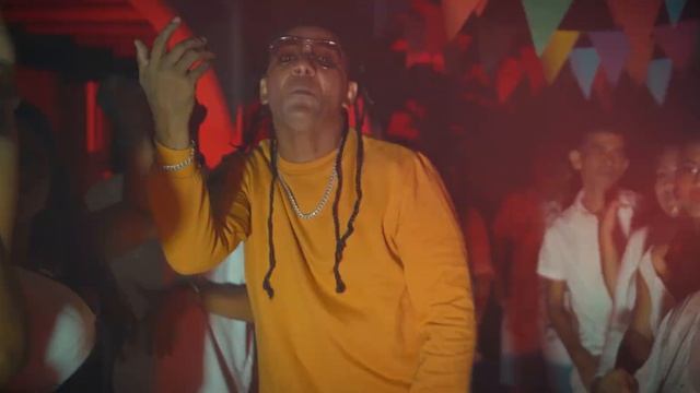 RUMBA - Cirilo Kanga (Video Oficial) смотреть онлайн