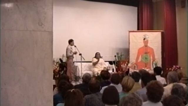 Шри Матаджи даёт реализацию докторам в России, Москва 1993г. Перевод Юрия Васильева