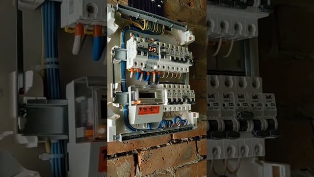 Новая ретро-электрика в Сталинке! смотреть онлайн