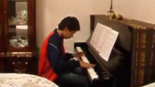 Yesterday, David Barragan Ochoa смотреть онлайн