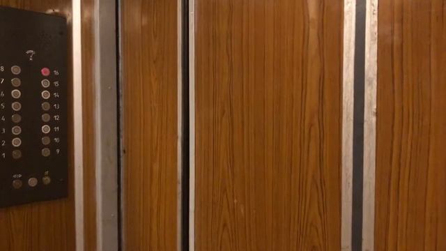 Грузовой советский лифт (Ленинский 30/1 8 подъезд) смотреть онлайн