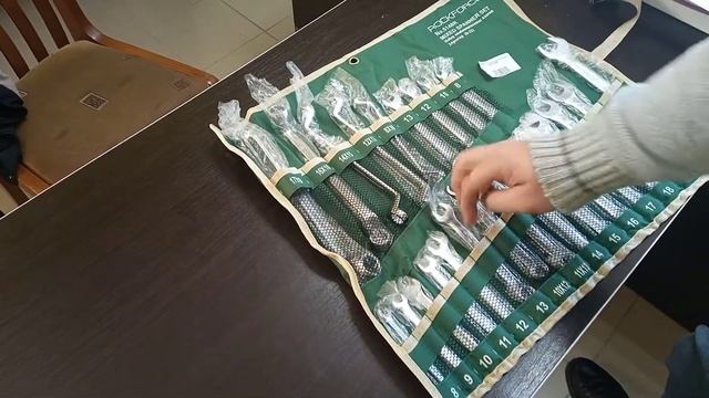 Распаковка — Набор ключей RockForce RF-5148R смотреть онлайн