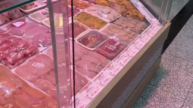 Нам продали ржавую икру / самый дорогой супермаркет Испании / Покупки / Продукты смотреть онлайн