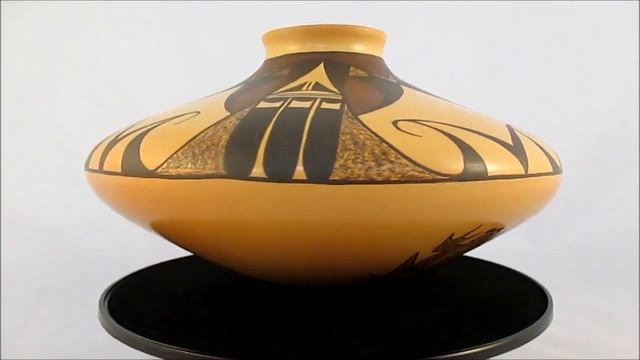 Hopi Pottery by Charles Navasie смотреть онлайн