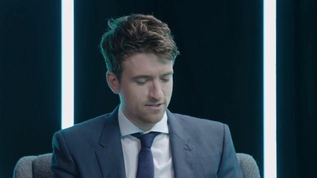 Niall Horan's totally fake interview смотреть онлайн