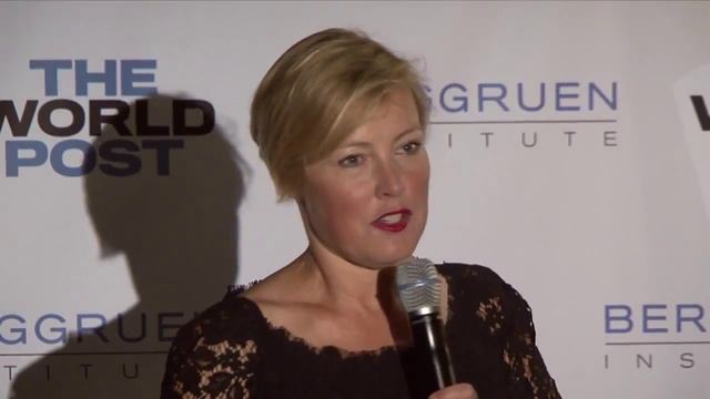 Gillian Tett: Group Think Not Evil, Just Dumb смотреть онлайн