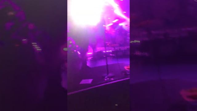 last young renegade - all time low, 8/4/2017 paris смотреть онлайн