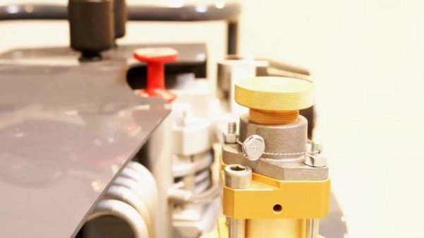 JUNIOR and OCEANUS breathing air compressors by BAUER KOMPRESSOREN