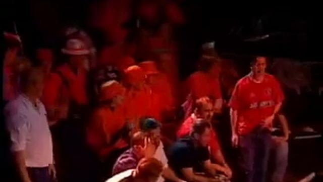 Van Den Berg vs. Deuel Mosconi 2003 смотреть онлайн