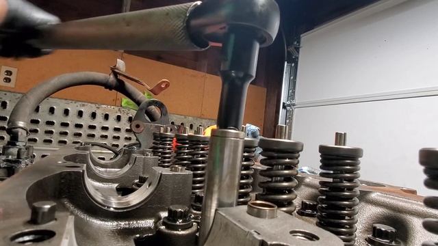 Detroit 60 Series 14.l Engine Tear Down Head From High Pressure In Coolant #diy #dieselengine