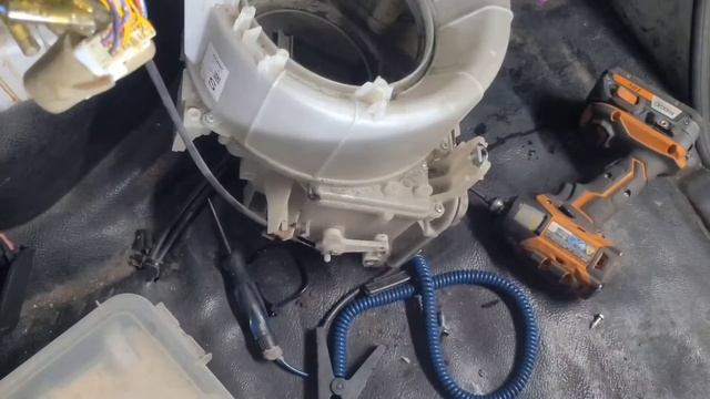 Hino Straight Truck ( Blower Motor Replacement)