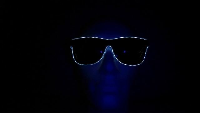 Party Glasses Way Ferrer style - White (www.cool-mania.com) смотреть онлайн