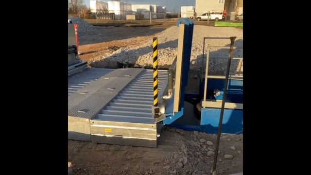 Moby Dick Wheel Washer | Utility Services смотреть онлайн