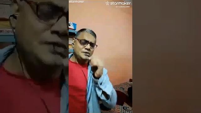 Ambitious attempt to sing a very well known song смотреть онлайн
