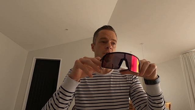 Photochromic sunglasses are a Game-Changer! Oakley Sutro Photochromic Review смотреть онлайн