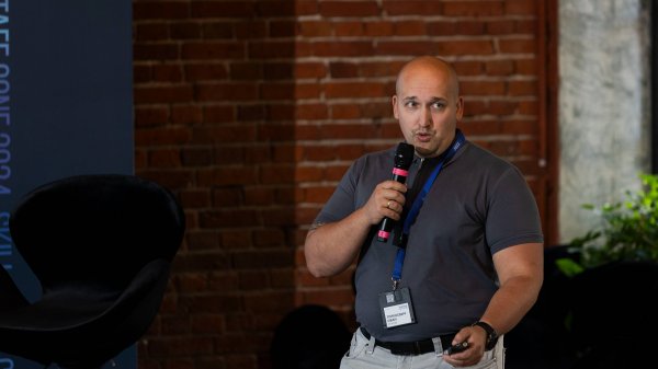 Удаленка и аутсорсинг – будущее, которое зародили мы. Иван Гринкевич на SkillStaff Conf 2024