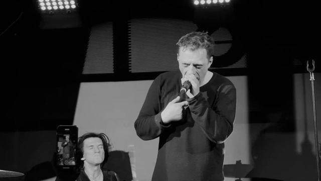 Глеб Самойлов & The Matrixx – Снайпер (Ногинск 25.11) смотреть онлайн