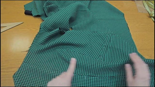 Соединение подборта с изделием. Обработка углов лацкана. смотреть онлайн