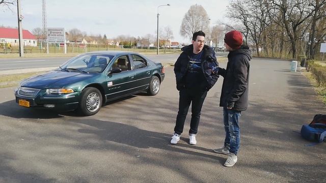 A tökéletes első autó! Chrysler Stratus 1999 смотреть онлайн