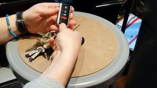 How to change the battery on Acura ZDX key fob смотреть онлайн