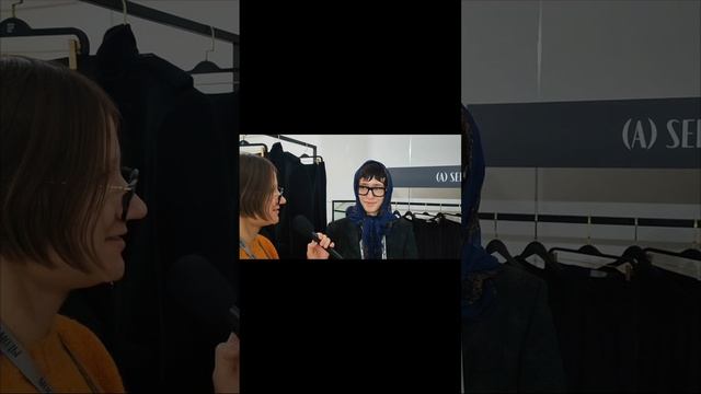 Почему вы в платке? Эксклюзив с московской недели моды! смотреть онлайн