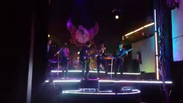 Electric Heart - Cherry Pie (Warrant Cover) - Live смотреть онлайн