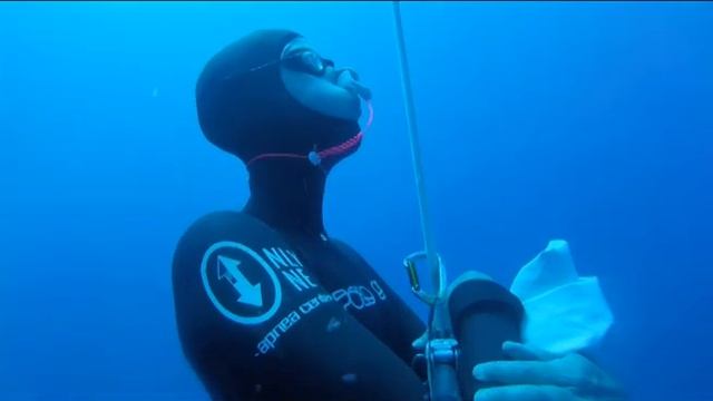 Jennifer Wendland, 101m Variable Weight - Test dive смотреть онлайн