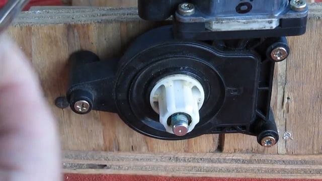 CÓMO PROBAR EL MOTOR REGULADOR DE VENTANA DE AUTO DE Cadillac Chevy GMC Pontiac смотреть онлайн