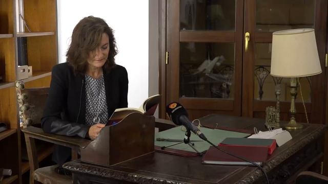 Lectura de Ada Salas en la Casa del Poeta, Facultad de Poesía José Ángel Valente. смотреть онлайн