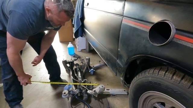 HE CUT UP A MINT CTSV!!- Cadillac Small Tire Street Race build with Ball Metal Fab смотреть онлайн