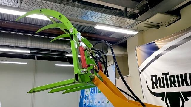 Вилы уборочные для электропогрузчика RTA БРАВО 4х4 смотреть онлайн