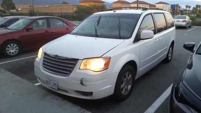 My Chrysler Town and Country van is possessed! At Walmart! смотреть онлайн