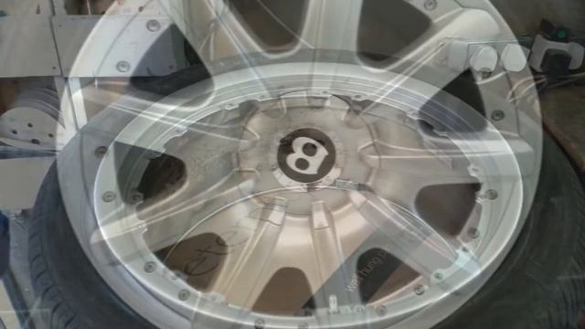 Bentley gt split rim repair paint polish and lacquer смотреть онлайн
