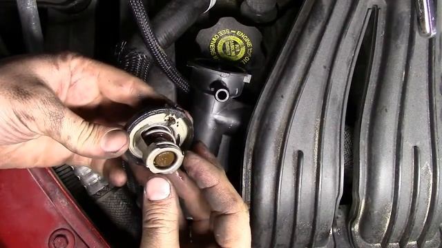 How to Remove and Replace a Thermostat - Chrysler PT Cruiser 2.4L Engine смотреть онлайн