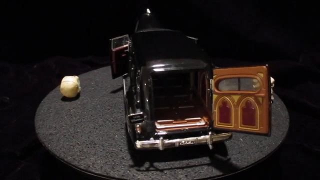 1938 Cadillac Hearse ..... Happy HALLOWEEN ..... смотреть онлайн