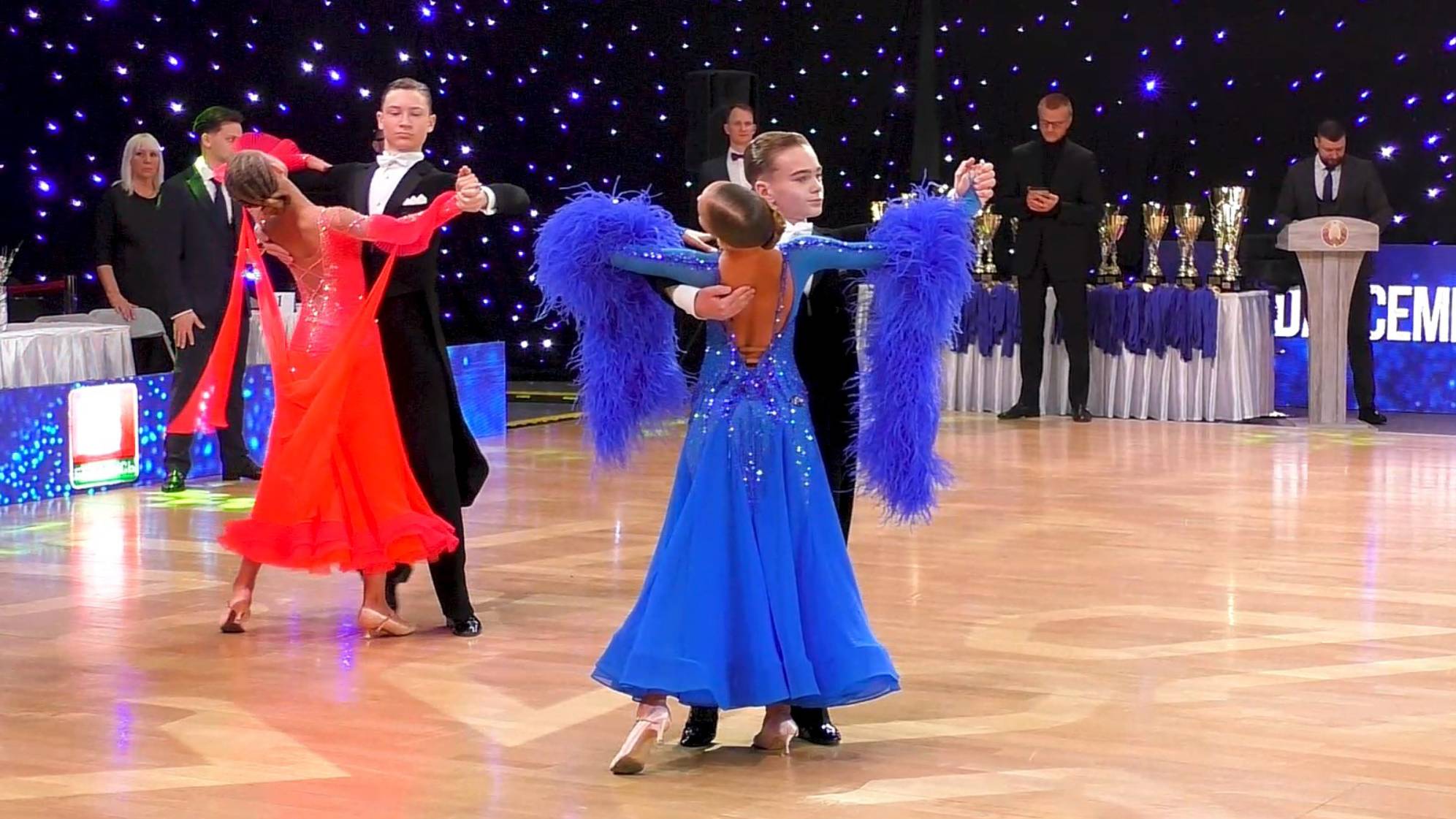 Юниоры 2 St (D) 1/2: медленный вальс, танго, медленный фокстрот, квикстеп. Grand Prix Belarus 2024 смотреть онлайн