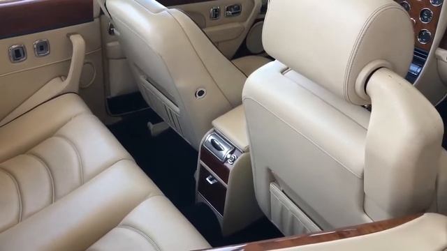 COLLECTIBLE Bentley Azure Mulliner Symbolic Edition