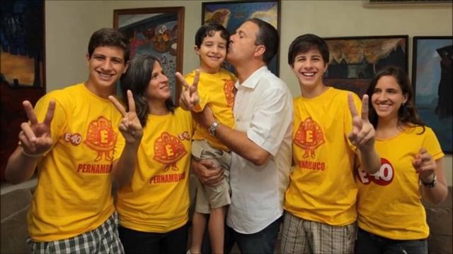 HOMENAGEM A EDUARDO CAMPOS - Quanta saudade Miguelão do Forró смотреть онлайн