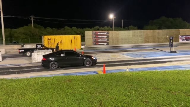 Guam Drags: Yigolos Toyota Pickup Noah vs Acura RSX смотреть онлайн