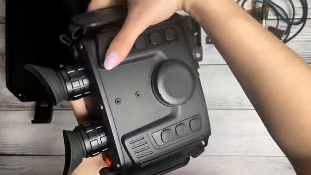 Распаковка гибридный тепловизионный бинокль с лазерным дальномером Hti HT-C680 смотреть онлайн