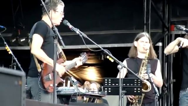 Lou Reed @ Hop Farm 2011. Smalltown. Movie by Daisy Dundee смотреть онлайн