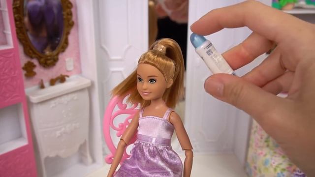 Vacaciones de Familia Barbie y La Boda de La Tia Millie смотреть онлайн