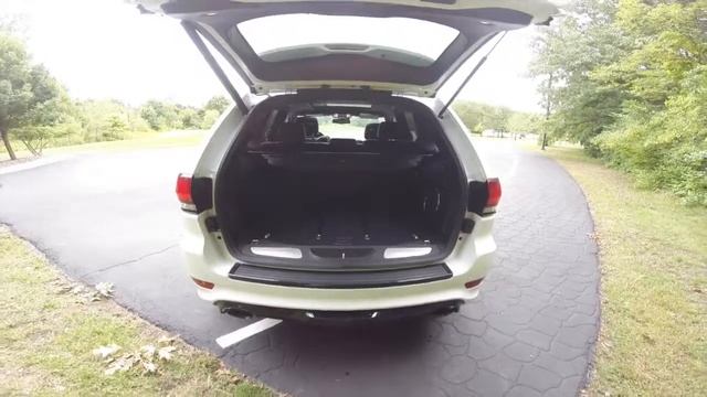 2014 Jeep Grand Cherokee SRT8 Walkaround! Yark Chrysler Jeep Dodge Ram in Toledo, Ohio смотреть онлайн