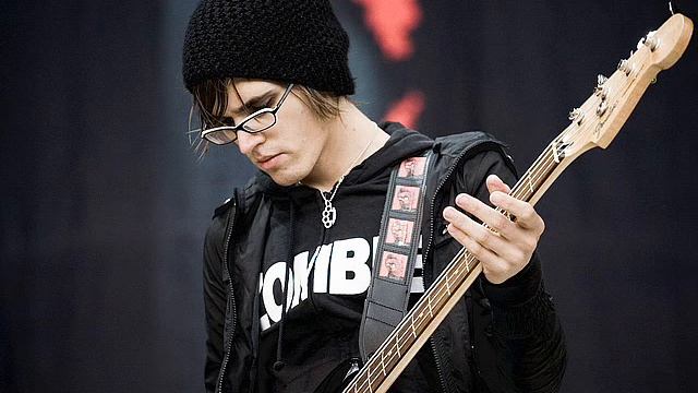 A Tribute To Mikey Way смотреть онлайн